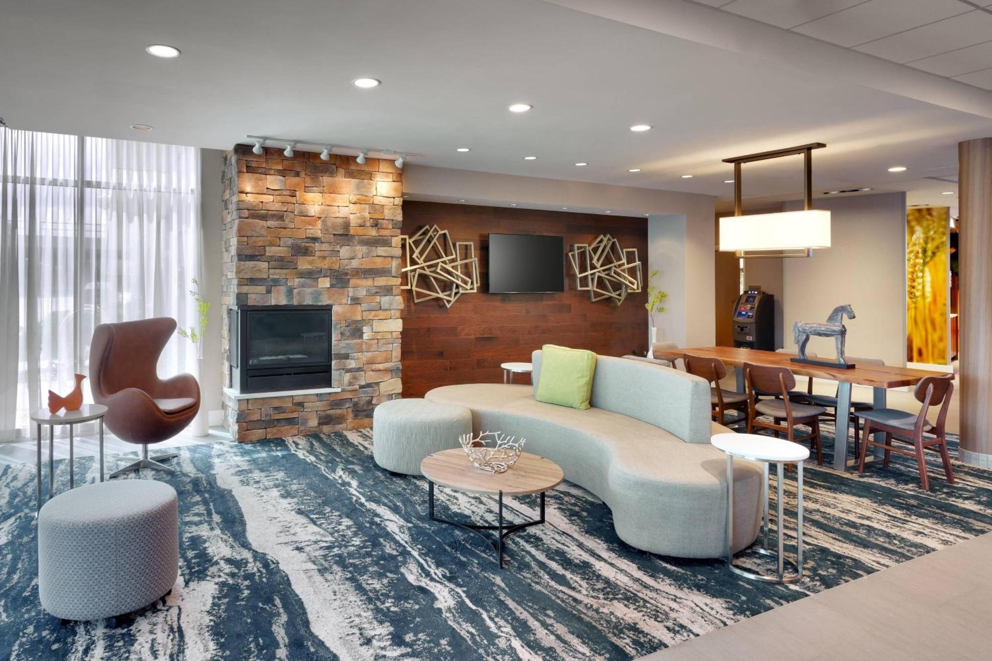 Fairfield Inn & Suites By Marriott Springfield North Экстерьер фото